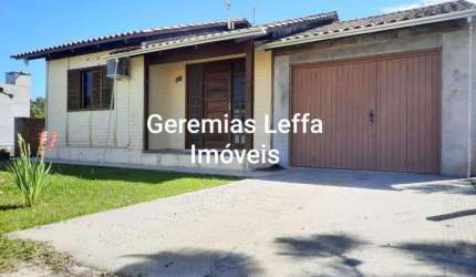 Casa 02 Dorm à venda no Bairro Bella Torres com 70 m² de área privativa - 1 vaga de garagem