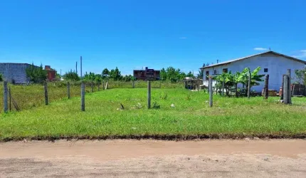 Terreno à venda no Bairro Praia Sumaré II com 300 m² de área privativa