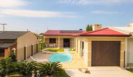 Casa 03 Dorm à venda no Bairro Xangri-lá dos Mares com 194 m² de área privativa - 2 vagas de garagem