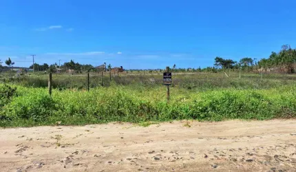 Terreno à venda no Bairro Xangri-lá dos Mares com 300 m² de área privativa