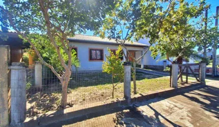 Casa 03 Dorm à venda no Bairro Bella Torres com 100 m² de área privativa - 1 vaga de garagem