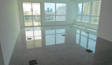 Excelente Conjunto Comercial com 108m² ao lado do metrô Conceição!!!