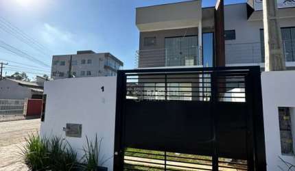 SOBRADOS GEMINADOS EM PENHA - SC