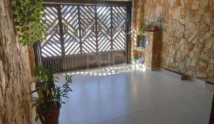 Sobrado à venda, 3 quartos, 2 vagas, Taboão - São Bernardo do Campo/SP