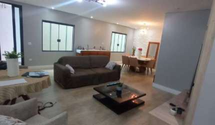 Linda Casa Assobrada, Bairro Dos Casas, São Bernardo do Campo.