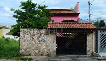 Sobrado à venda, 3 quartos, 3 suítes, 4 vagas, Santa Terezinha - São Bernardo do Campo/SP
