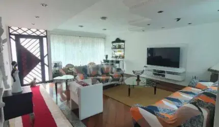 Lindo sobrado 278M2 construído 4 dormitórios (2 Suites),6 vagas