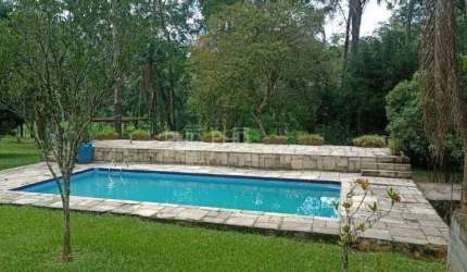 Chacara com piscina ,churrasqueira e campo !! Imperdivel