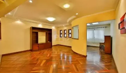 Sobrado à venda, 3 quartos, 3 suítes, 4 vagas, Anchieta - São Bernardo do Campo/SP
