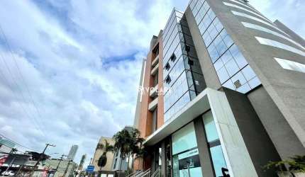 Sala comercial a venda com 44 m², 1 banheiro e vagas por R$ 280 mil!