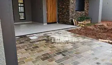 Casa com 3 dormitórios à venda, 151 m² por R$ 950.000,00 - Cristo Rei - São Leopoldo/RS