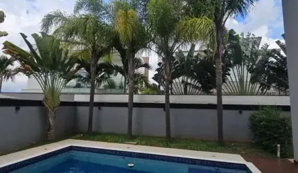 Sobrado no Alphaville Nova Esplanada 1 – 5 Suítes, Área Gourmet Completa e Piscina!