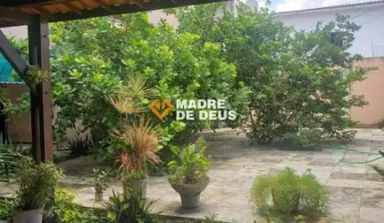 Casa em condomínio fechado com 5 quartos à venda na Avenida Léa Pompeu, 339, Jardim das Oliveiras, Fortaleza por R$ 700.000