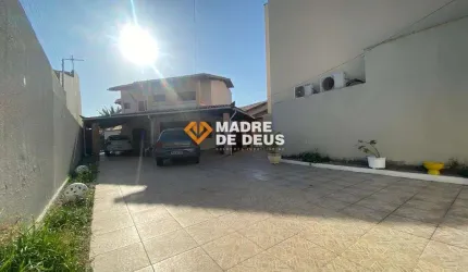 Casa em condomínio fechado com 6 quartos à venda na Lídia Brígido, 294, Parque Manibura, Fortaleza por R$ 1.500.000