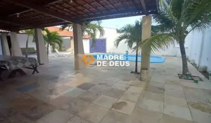 Casa em condomínio fechado com 8 quartos à venda na Alcides Vitória, 868, Praia do Presidio, Aquiraz por R$ 490.000