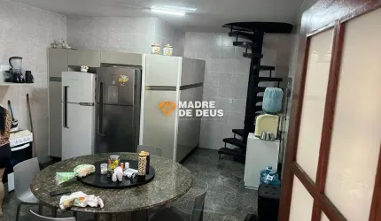 Casa em condomínio fechado com 4 quartos à venda na Avenida dos Expedicionários, 537, Montese, Fortaleza por R$ 1.000.000