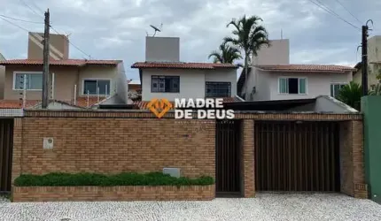 Casa em condomínio fechado com 4 quartos à venda na Magistrado Raul de Souza Girão, 240, Cambeba, Fortaleza por R$ 1.000.000