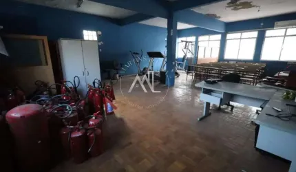 Sala Comercial, extremamente ampla, no Engenho Novo