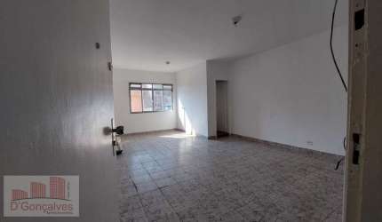 Vende predio V. Nogueira e. Baixo  Oficina Mecânica em cima 4 salas comerciais otima localização