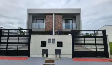 Sobrado à venda no bairro Forquilhas - São José/SC