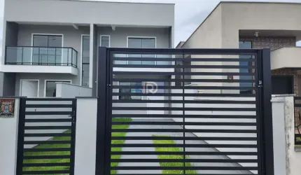 Sobrado à venda no bairro Forquilhas - São José/SC