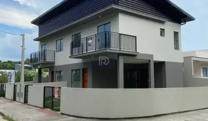 Sobrado à venda no bairro Forquilhas - São José/SC