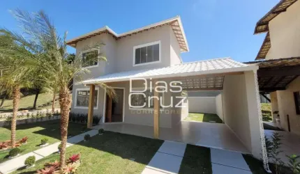 Linda casa em condomínio no Costazul em Rio das Ostras, 3 quartos