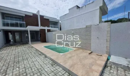 Duplex no Costazul em Rio das Ostras com 3 suítes, piscina e área gourmet!