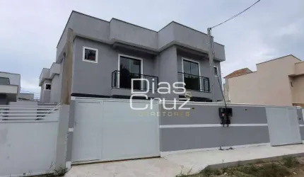 Duplex no Residencial Rio das Ostras com 2 suítes
