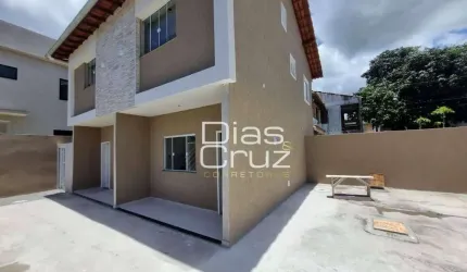 Duplex em condomínio no Ouro Verde com 2 quartos, Rio das Ostras