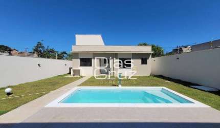 Casa com 4 quartos com piscina e varanda goutmet 360M² de terreno - Maria Turri - Rio das Ostras/RJ