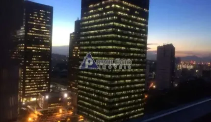Apartamento à venda Centro