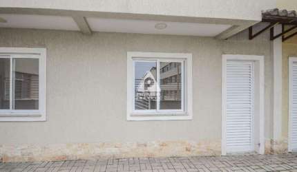 Casa triplex 1 quarto 1 suíte terraco area gourmet 1 vaga Nova Iguaçu.