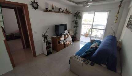 Cobertura duplex 131 m2 tres quartos sendo um suite vaga na escritura Praça da Bandeira
