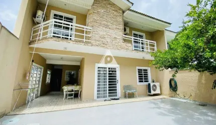 Casa triplex, 6 quartos , 2 suítes , 2 vagas Pechincha