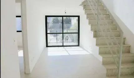 Cobertua Duplex com 04 Qtos,02 Suítes e 04 Banheiros, 02 Vagas na Escritura.