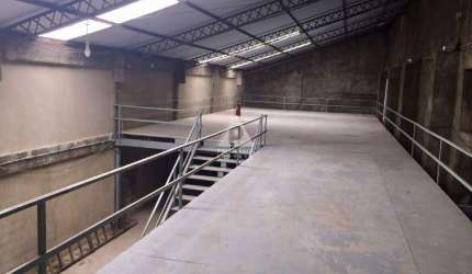Vendo Galpão com 1.080 m²