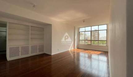 Excelente Oportunidade! Amplo Apartamento 3 Quartos com Suíte e Varanda