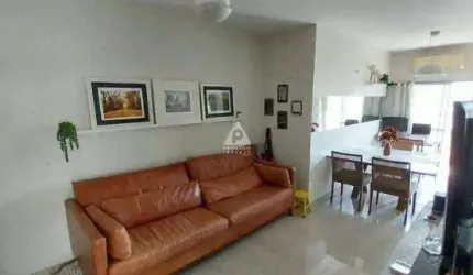 Apartamento de 2 quartos à venda, com varanda, Piscina em ótima localização