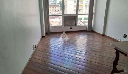 Sala comercial bem localizada com Vaga.