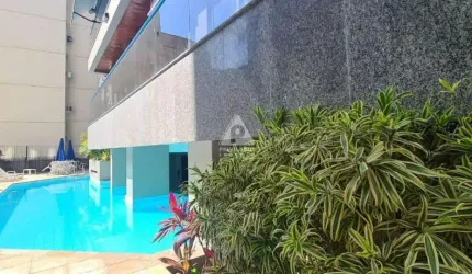 Ótimo apartamento de 2 suítes, varanda, 2 vagas de garagem, infraestrutura completa, portaria 24hrs, em transversal cobiçada em Copacabana