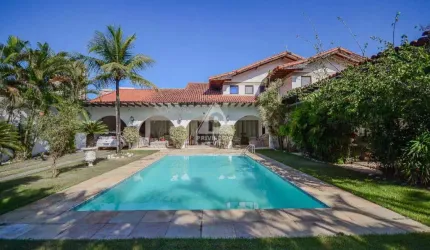 Casa Duplex 4 quartos 4 suítes 5 vagas infra privativa deslumbrante Barra da Tijuca oportunidade!