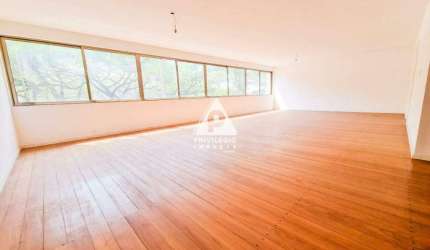 Excelente Apartamento no Coração do Leblon