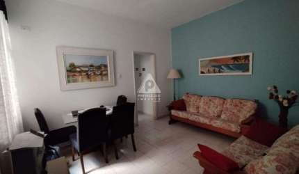VILA ISABEL - Apartamento de 2 quartos, banheiro social, andar alto, vista livre, vaga de garagem.