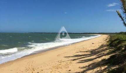 Maravilhosa casa 3 quartos, sendo todos suítes, com piscina e vista para o mar em Santa Cruz de Cabrália , próximo a Porto Seguro, BA.