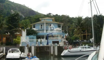 Casa com 7 suítes à venda em Angra dos Reis