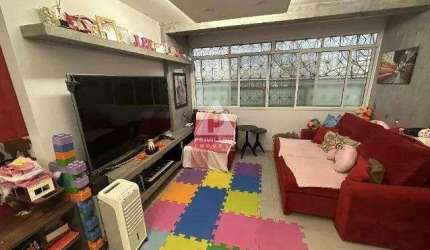 Apartamento térreo c/ 2 quartos, suite, cozinha americana e QUINTAL PRIVATIVO entre a Lagoa e o Parque Lage