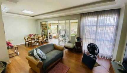 Apartamento de 3 quartos à venda, com varandão, próximo ao metro da Uruguai