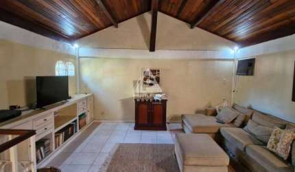 Ampla Casa no Itanhangá com salas de Pe direito Duplo em 2 ambientes- Barra da Tijuca - Rio de Janeiro