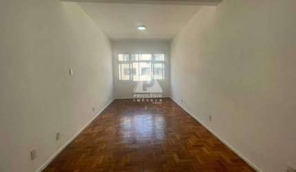 Quarto Saleta Próximo da Praia no Coração de Copacabana